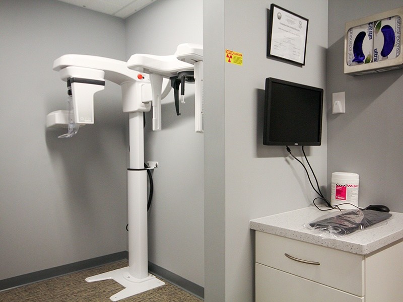 Four Town Dental x-ray machine